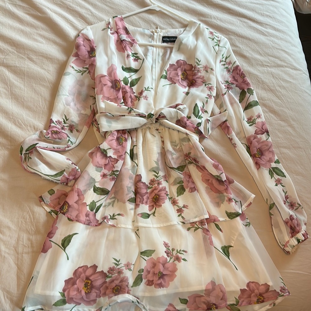 Pretty Little Thing, White and Pink Floral Chiffon Dress, Size 4, Never Worn